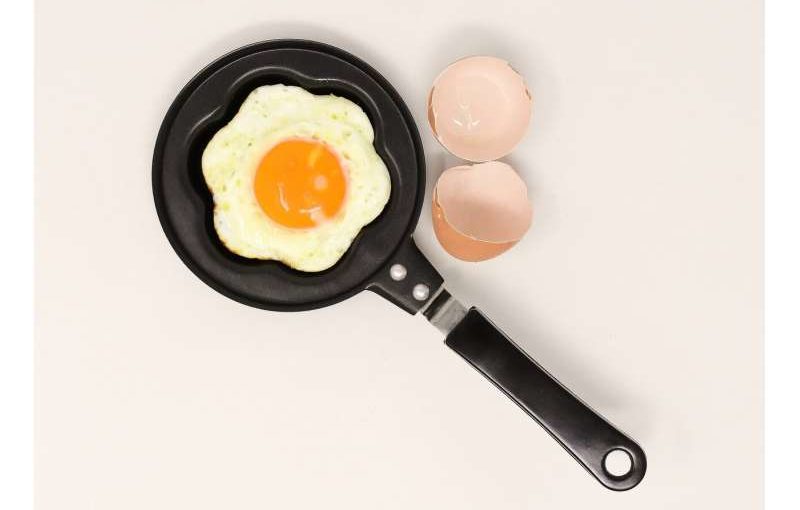 Increased frequency of eating eggs in infancy associated with decreased egg allergy later on